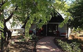 Anbinik Kakadu Resort